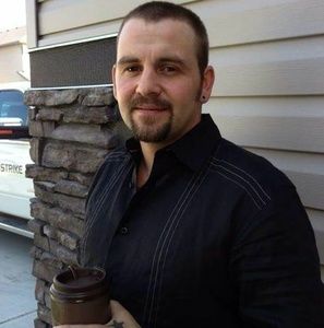 Meet your Posher, Christopher